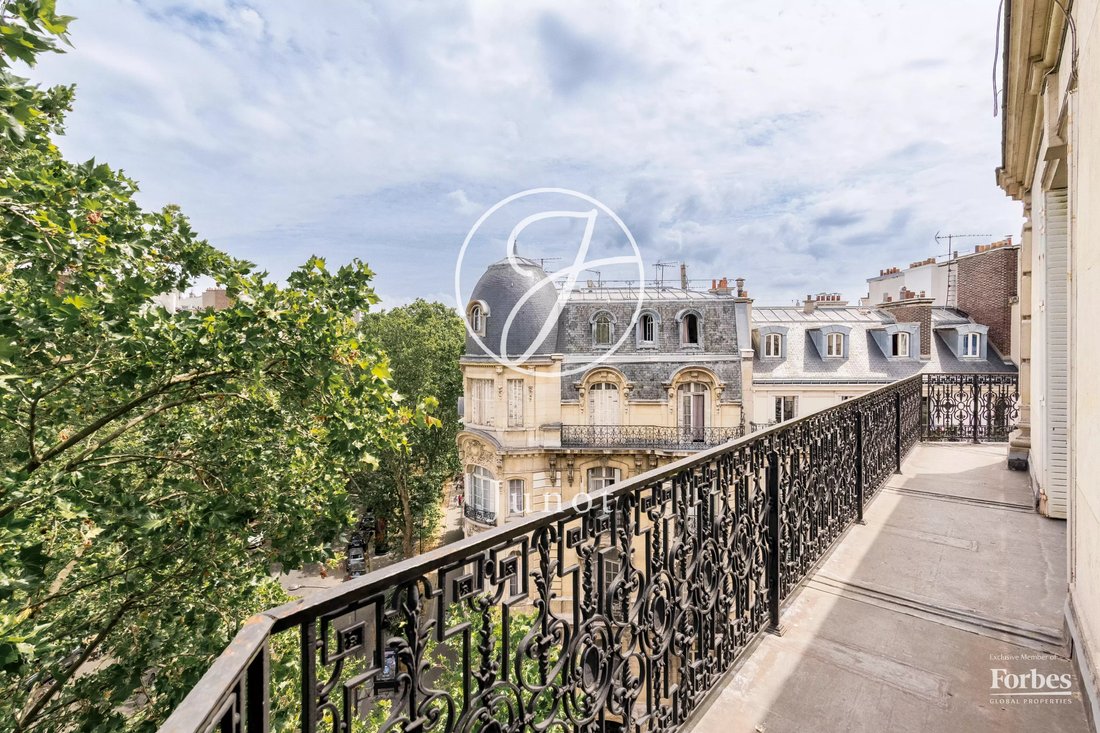 Apartment in Courcelles-Wagram, Paris 17e Arrondissement, Paris 4 - 18316902