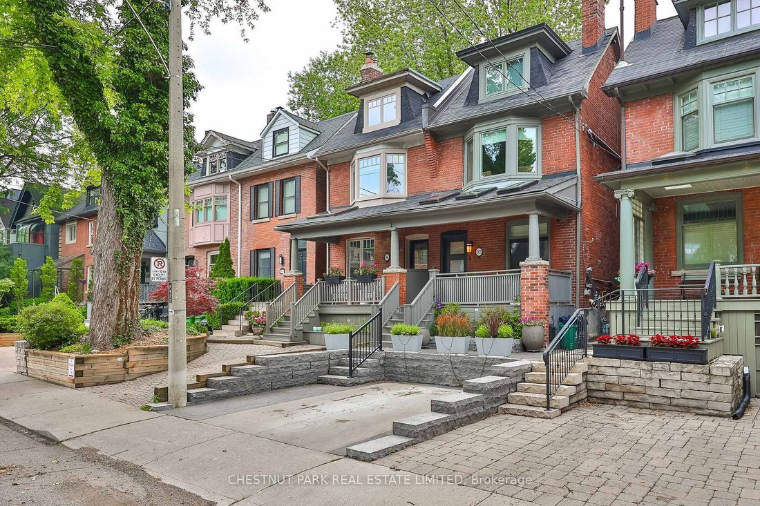 House in Toronto, Ontario, Canada 1 - 18317012