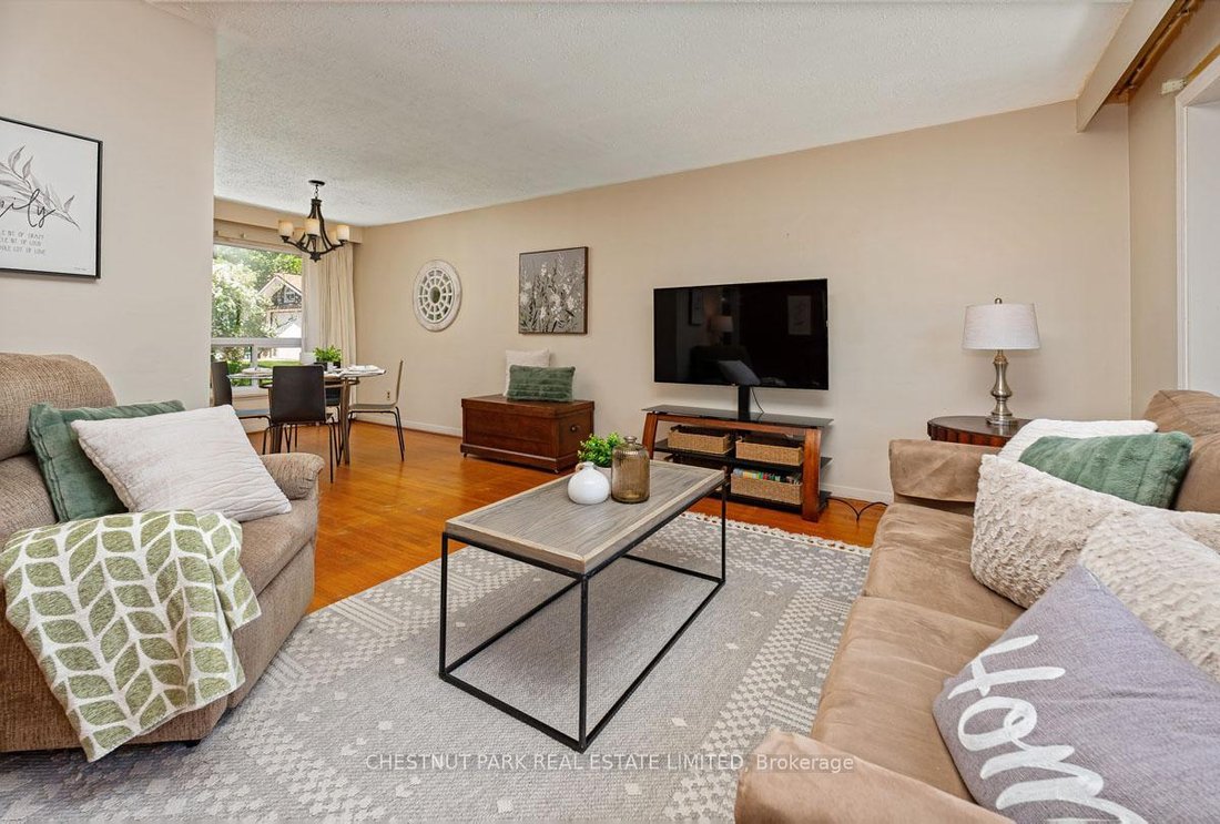 House in Toronto, Ontario, Canada 3 - 18317007