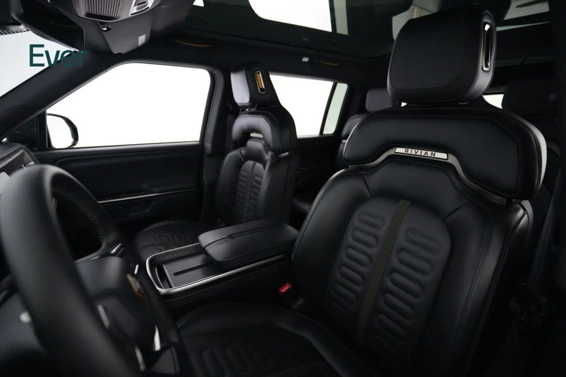 Suv in San Francisco, CA, United States 4 - 17927579