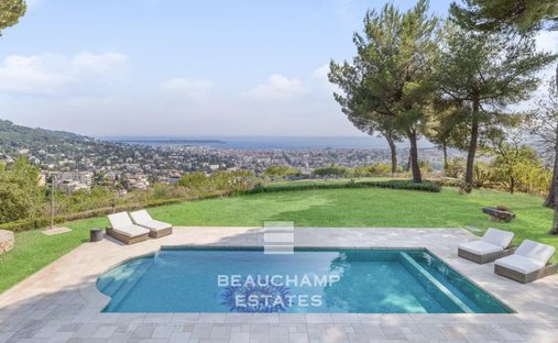 Villa in Moulieres, Le Cannet, France 1