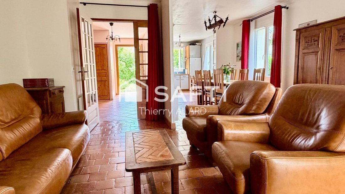 House in Est, Ecouen, France 2 - 18317626