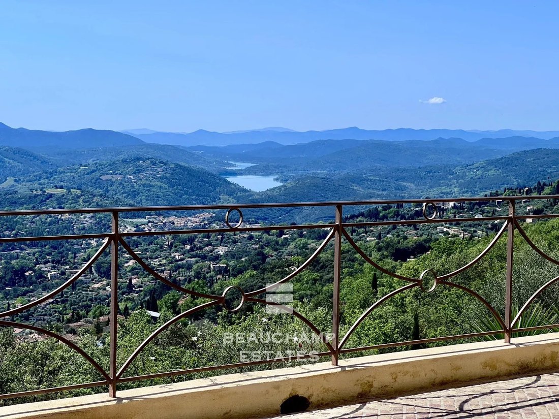 Villa in Spéracèdes, Provence-Alpes-Côte d'Azur, France 2 - 18317036