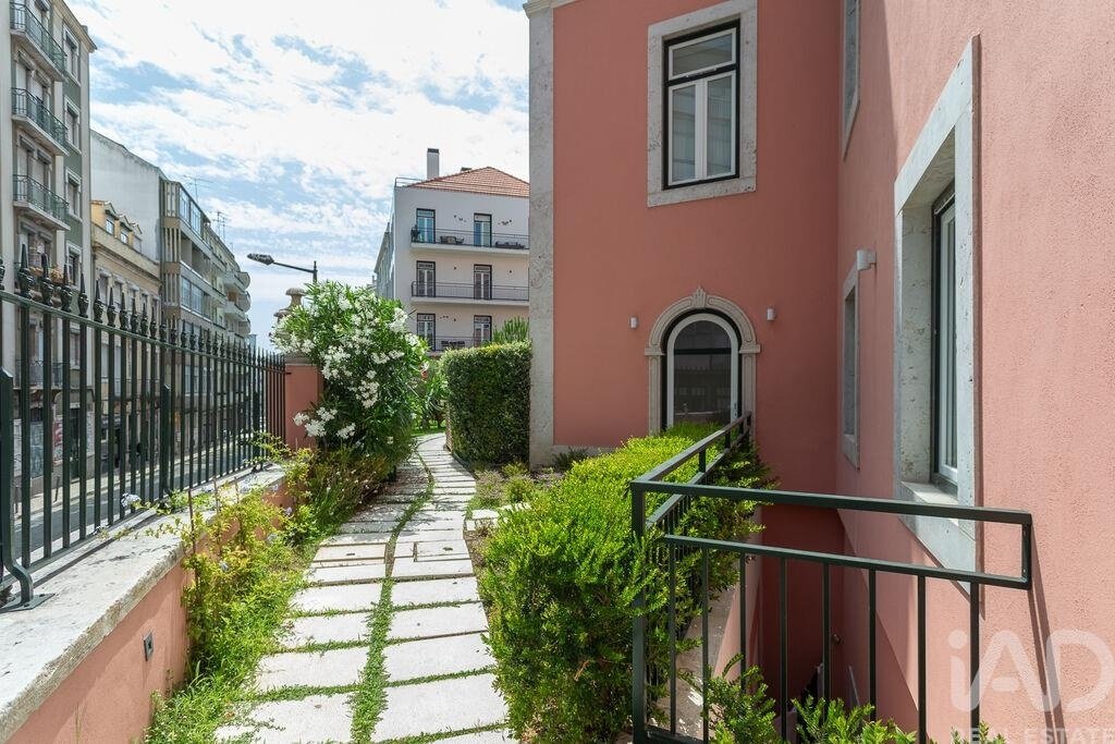 Apartment in Campolide, Lisbon, Portugal 5 - 18317524