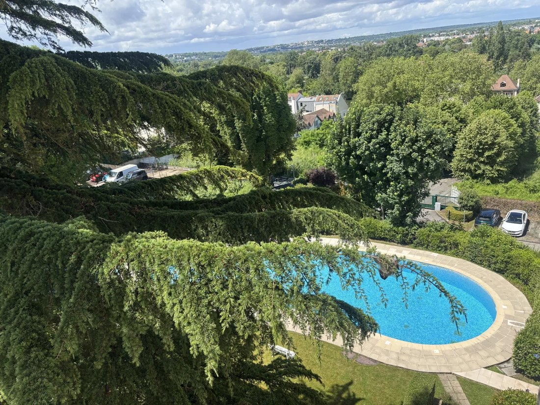 Penthouse in Vieux Croissy, Croissy-sur-Seine, France 3 - 18310527