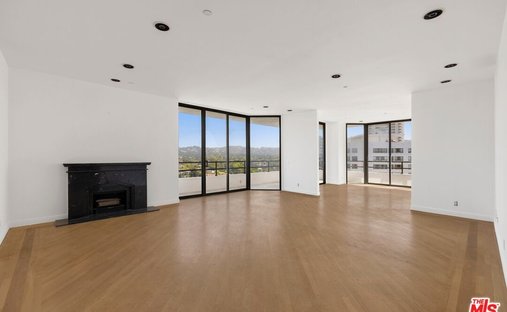 Condo in Los Angeles, California, United States 1