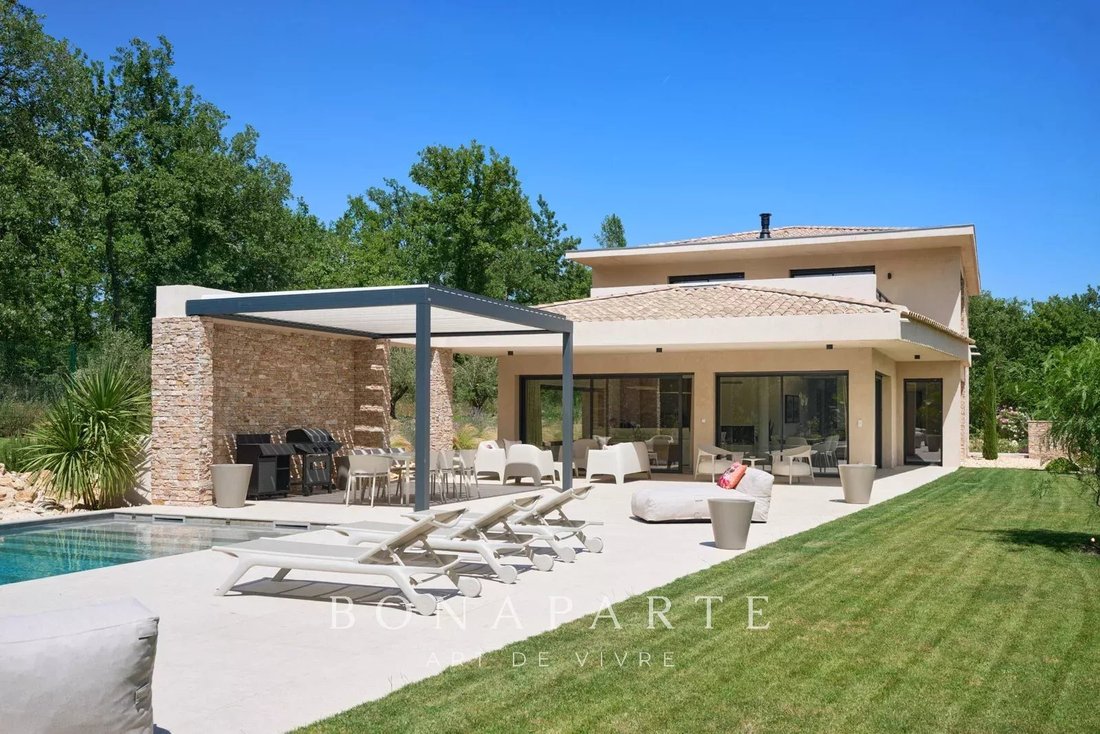 Villa in Tourrettes, Provence-Alpes-Côte d'Azur, France 2 - 18317128