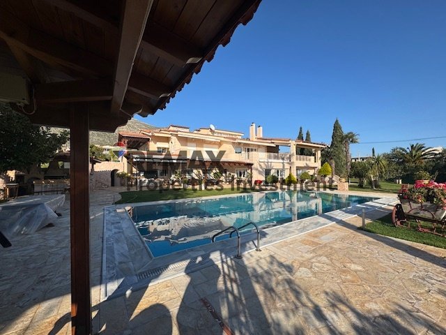 Villa in Kalyvia Thorikou, Attica, Greece 1 - 18317077