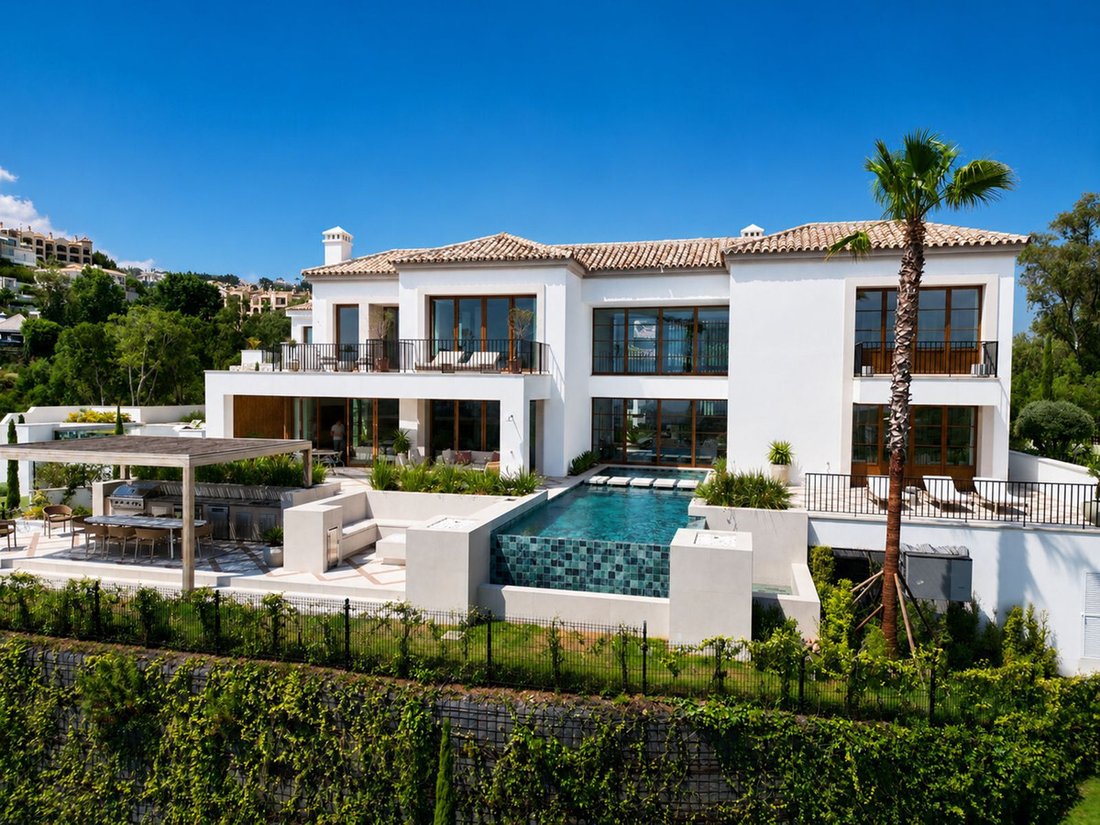 Villa in La Quinta, Benahavis, Andalusia 1 - 18317567