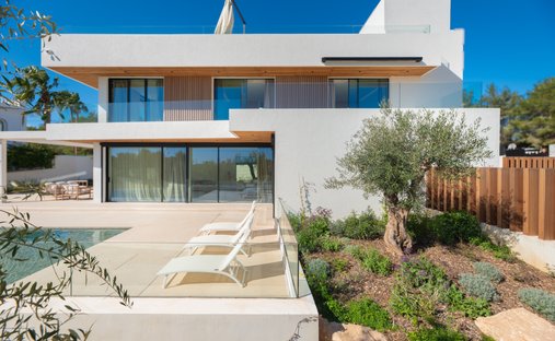 Villa en Cala Llenya, Santa Eulalia del Río, Islas Baleares 1