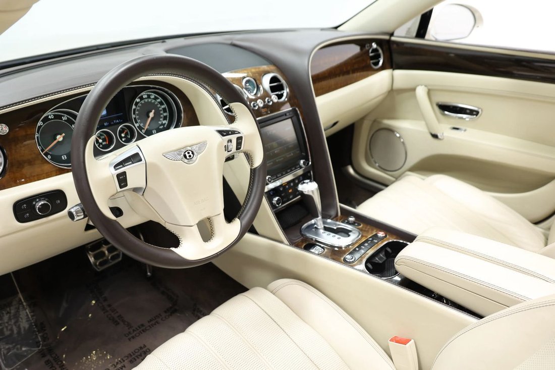 Sedan in Jacksonville, FL, United States 2 - 18317381