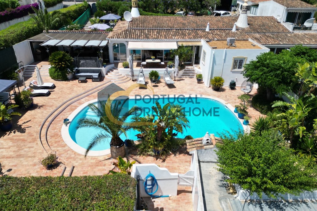 Villa in Boliqueime, Algarve, Portugal 1 - 18317551