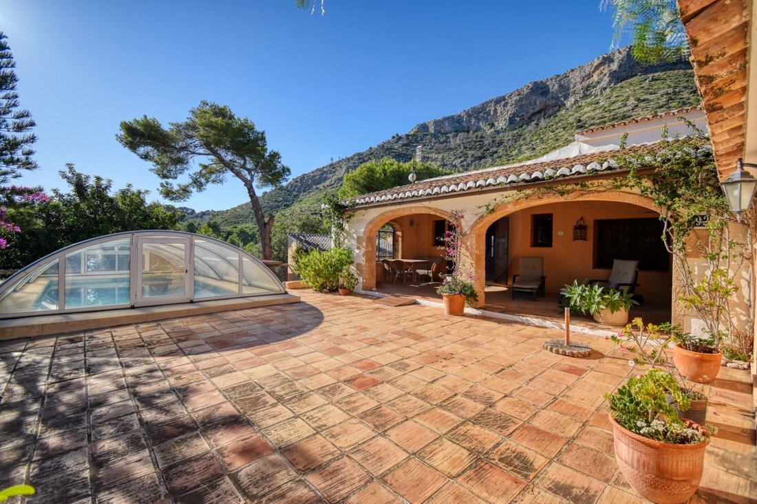 Chalet in Denia, Valencian Community, Spain 1 - 18317575