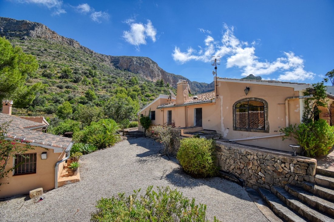 Chalet in Denia, Valencian Community, Spain 3 - 18317575
