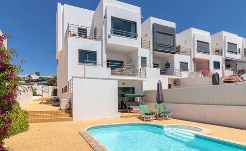 House in Ferragudo, Algarve, Portugal 1