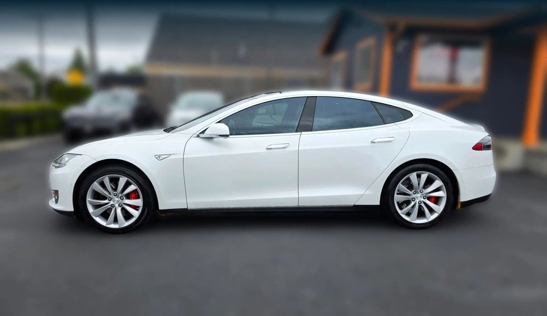 Sedan in Tacoma, WA, United States 2 - 18305038