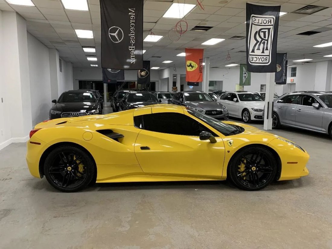 Cabriolet in Great Neck, NY, United States 5 - 14138330
