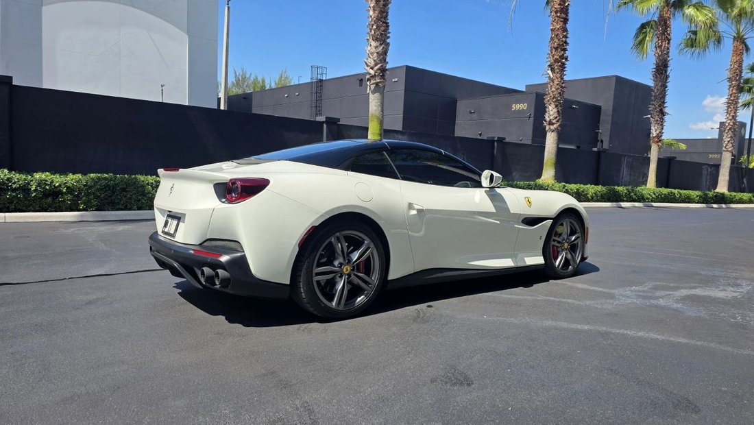 Cabriolet in Doral, FL, United States 5 - 18317281