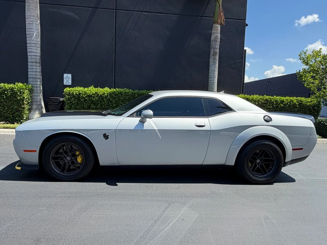 Coupe in Doral, FL, United States 2 - 18317297