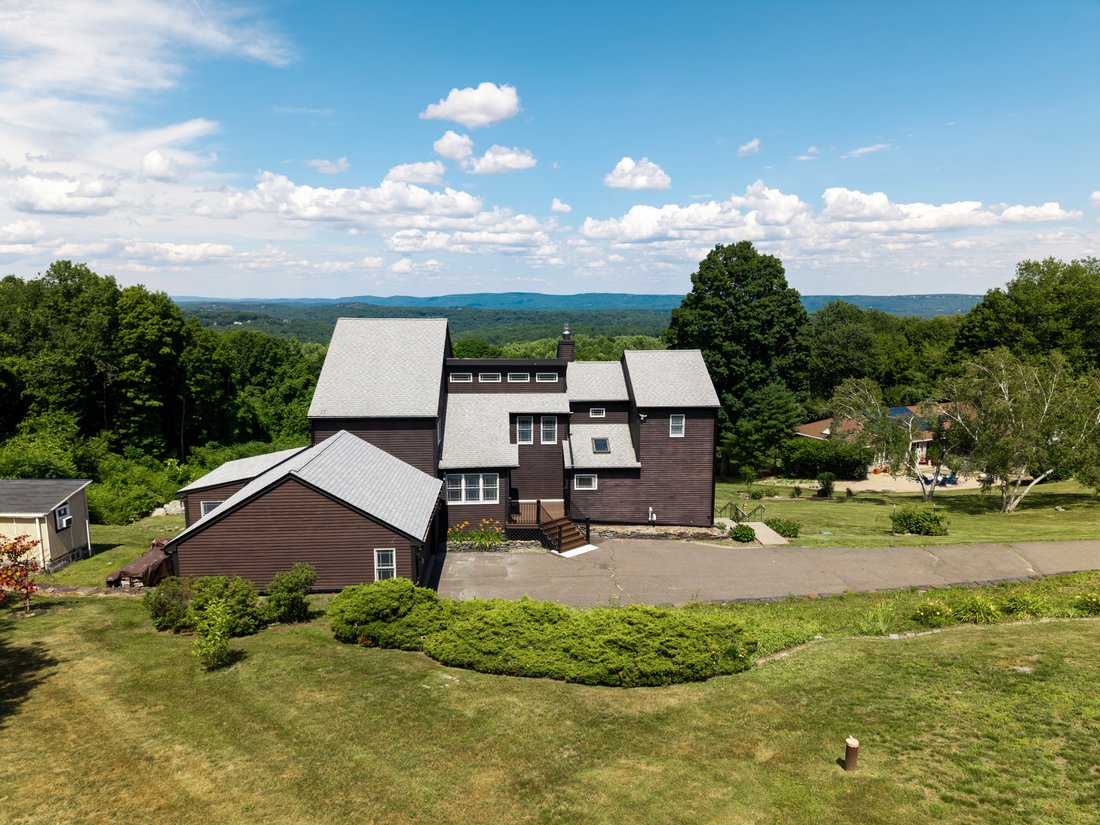 House in Burlington, Connecticut, United States 2 - 18317584
