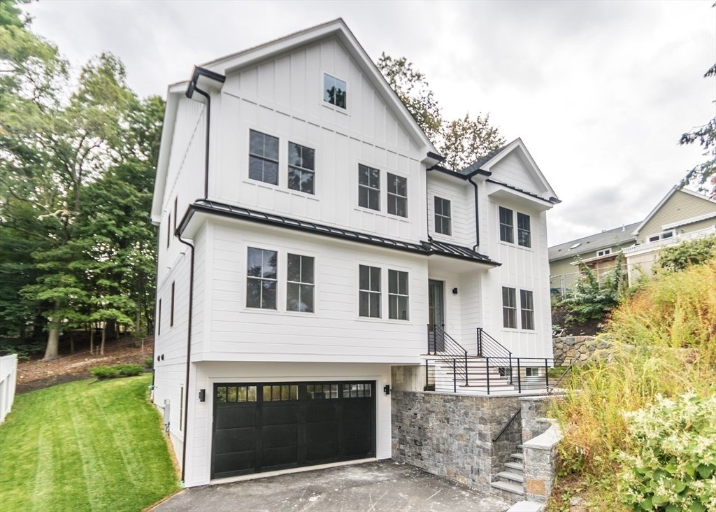 House in Waltham, Massachusetts, United States 2 - 18317657