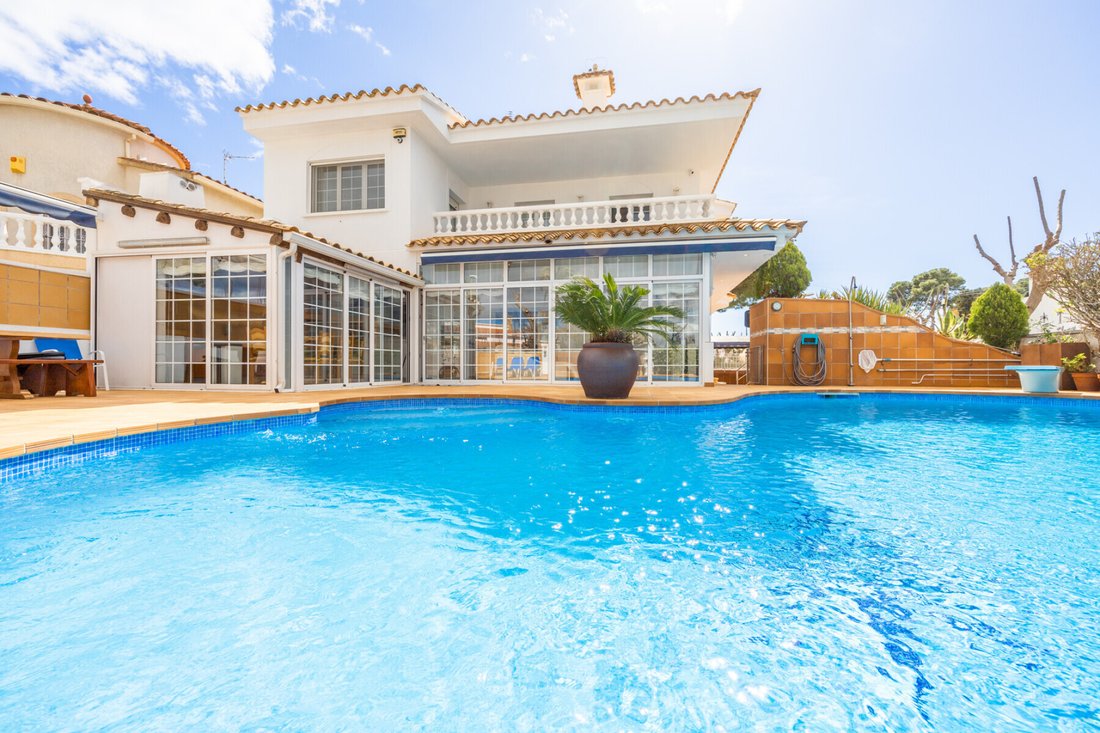 House in Empuriabrava, Catalonia, Spain 1 - 18317583
