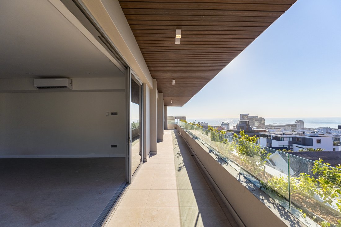 Apartment in Cape Town, Western Cape, South Africa 1 - 18317668