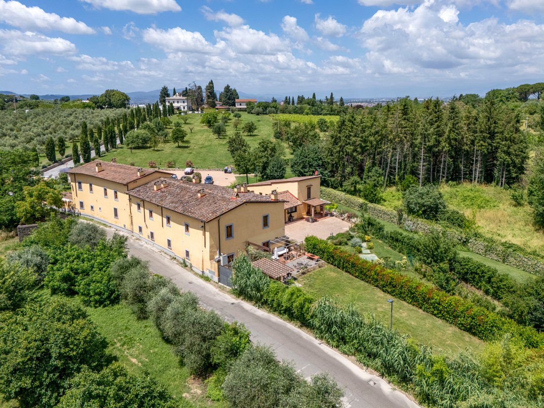 Villa in Two Roads - San Gaggio, Florence, Italy 1 - 18317666