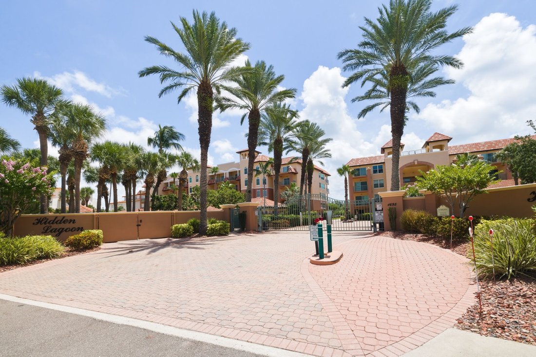 Condo in St. Petersburg, Florida, United States 2 - 18317701