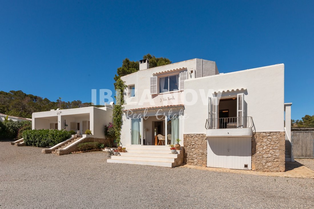 Villa in Sant Antoni de Portmany, Balearic Islands, Spain 2 - 18317696