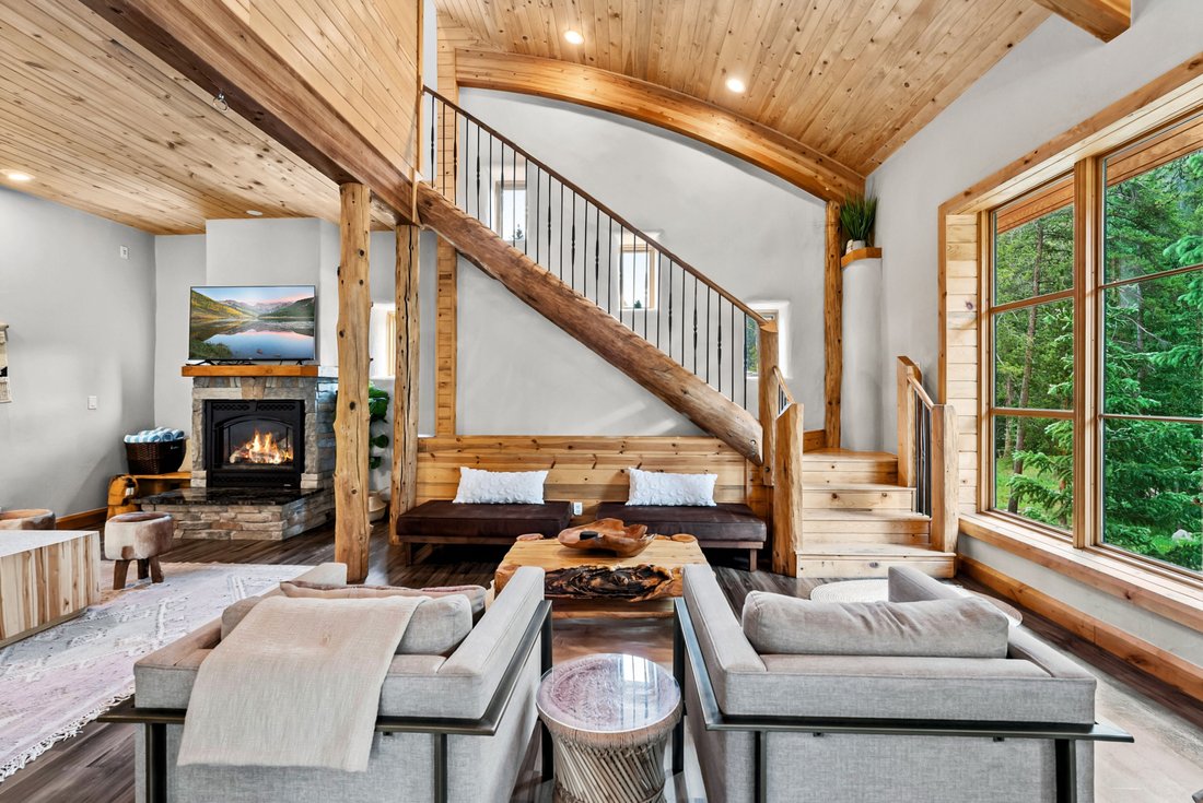 Breckenridge, Colorado, United States 2 - 18317712