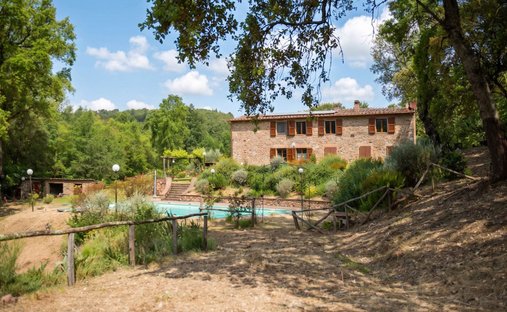 Casa di campagna a Monticiano, Toscana, Italia 1
