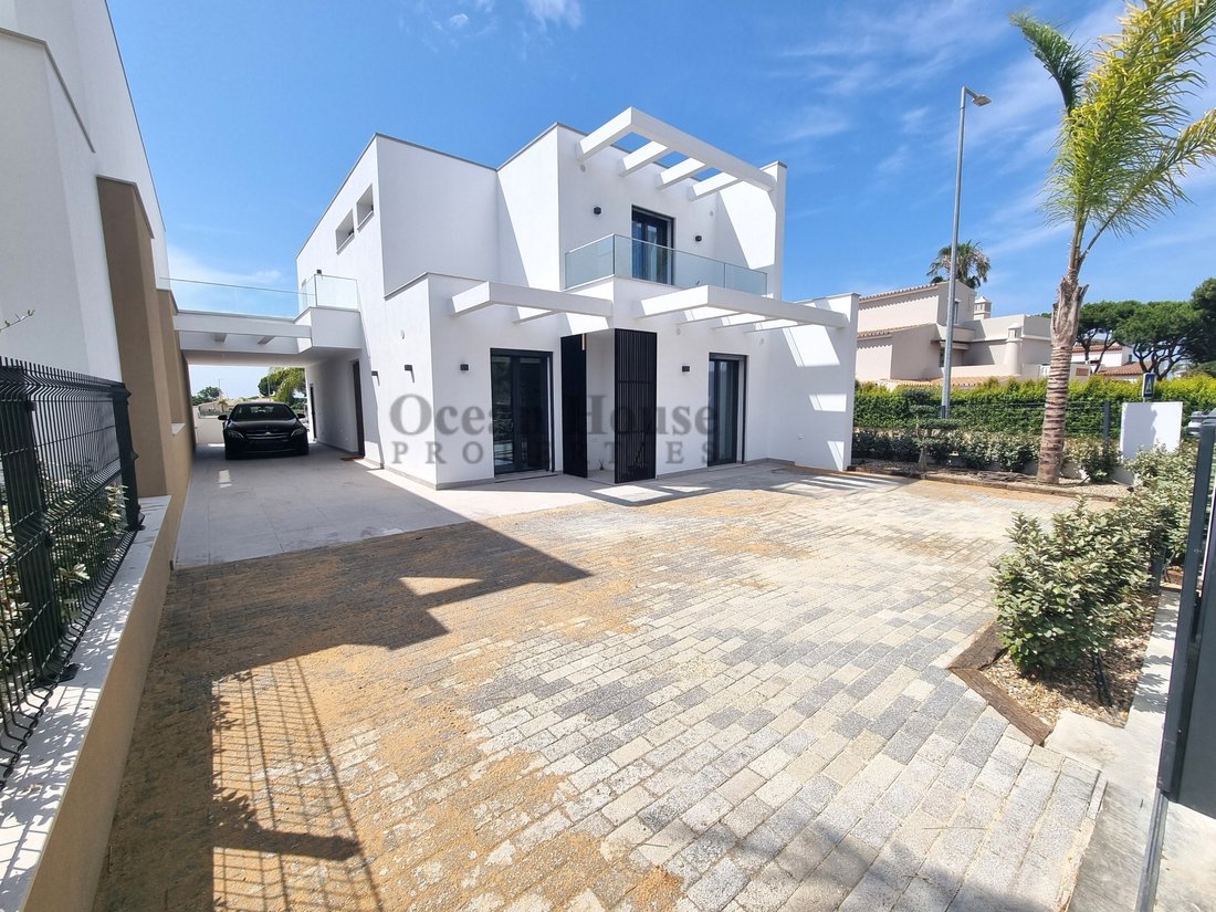House in Vilamoura, Quarteira, Algarve 3 - 18323070