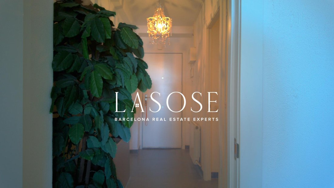 Apartment in Ciutat Vella, Barcelona, Spain 2 - 18320196
