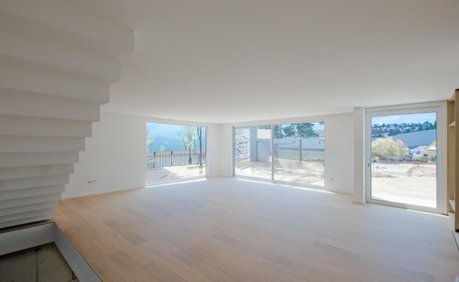 House in Santa Maria, Sao Pedro e Matacaes, Lisbon, Portugal 1