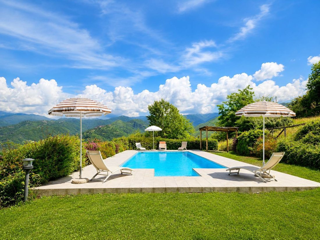 Villa in Castelnuovo di Garfagnana, Tuscany, Italy 4 - 18322788