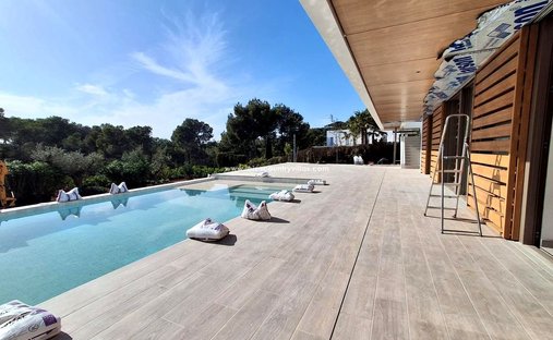 Villa in Can Furnet, Santa Eularia des Riu, Balearic Islands 1