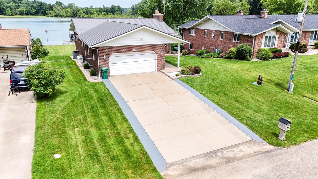 House in Three Rivers, Michigan, United States 5 - 18322765