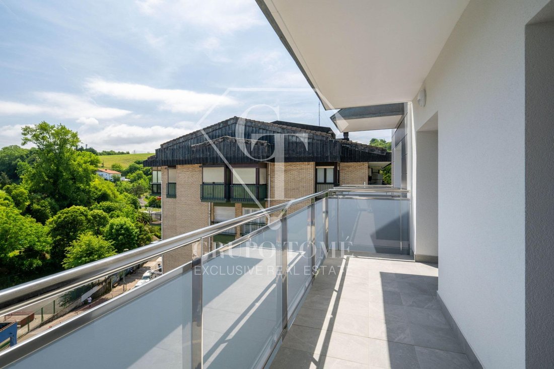 Apartment in Mendebaldea, Donostia-San Sebastian, Spain 3 - 18321120