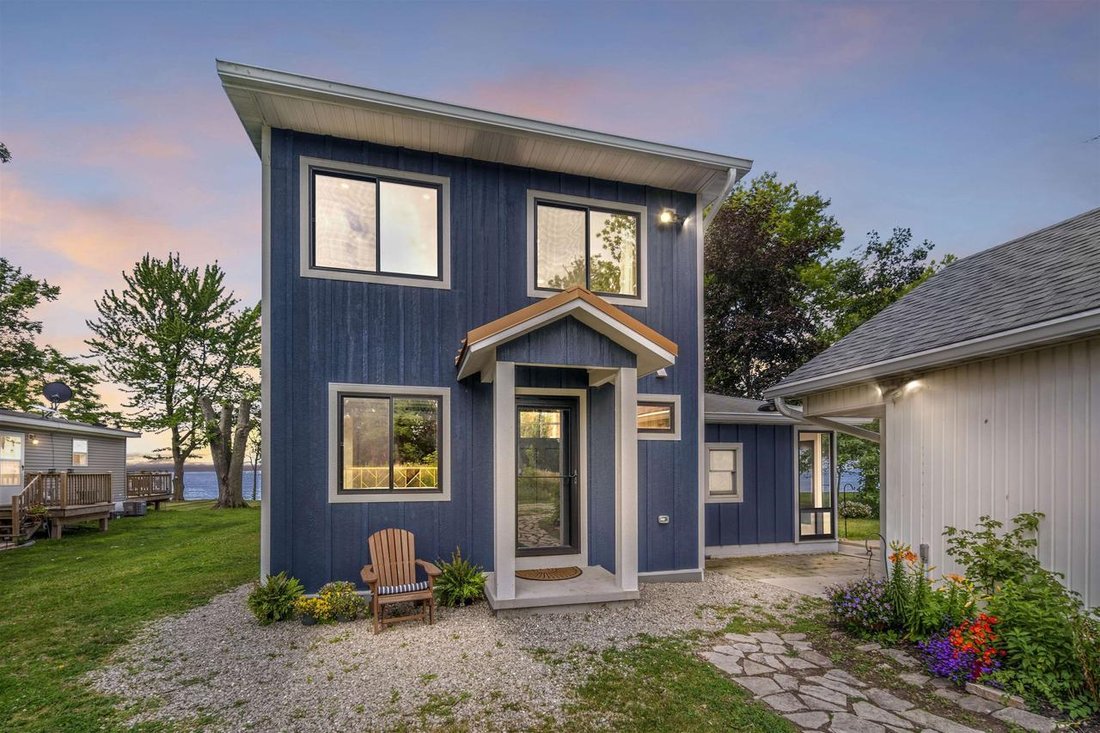 House in Chilton, Wisconsin, United States 1 - 18320802