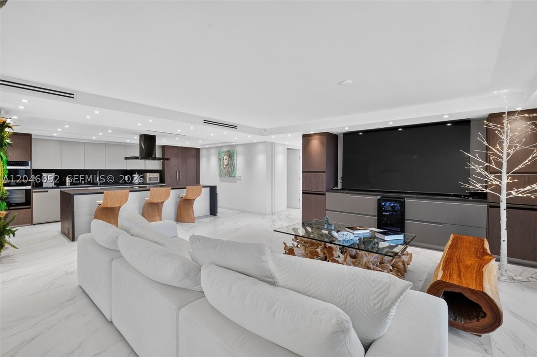 Condo in Miami Beach, Florida, United States 4 - 18321811