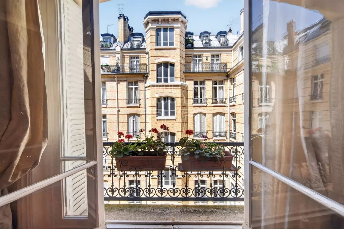 Apartment in Muette Nord, Paris 16e Arrondissement, Paris 2 - 18317971