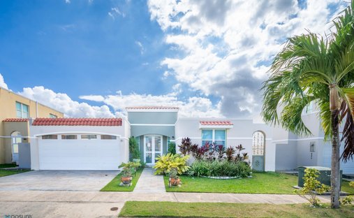 House in Vega Alta, Vega Alta, Puerto Rico 1