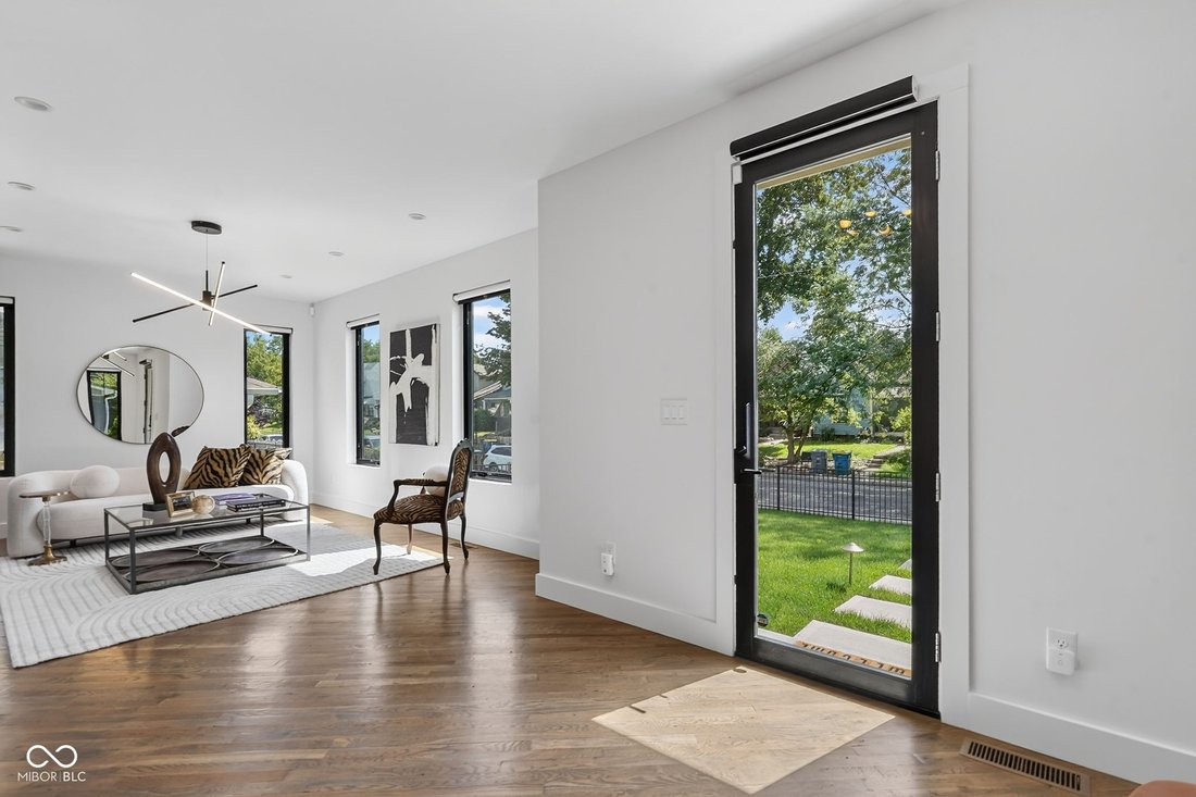 House in Indianapolis, Indiana, United States 5 - 18321704