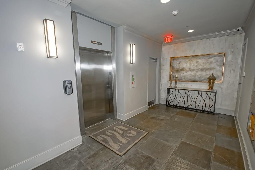 Condo in New Orleans, Louisiana, United States 4 - 18320865