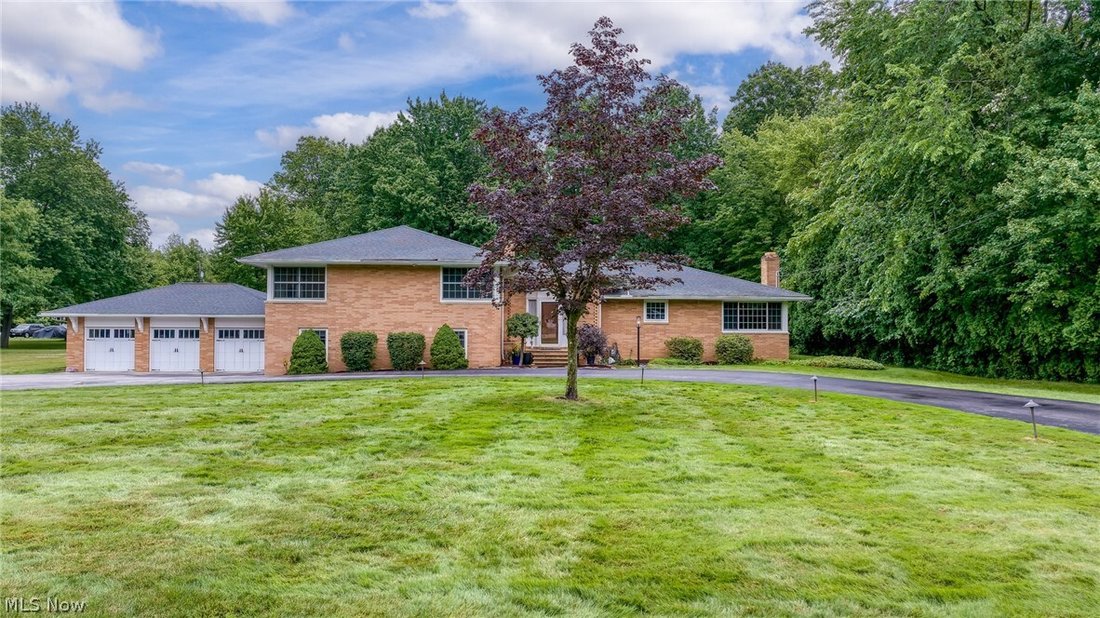 House in Shaker Heights, Ohio, United States 2 - 18317898