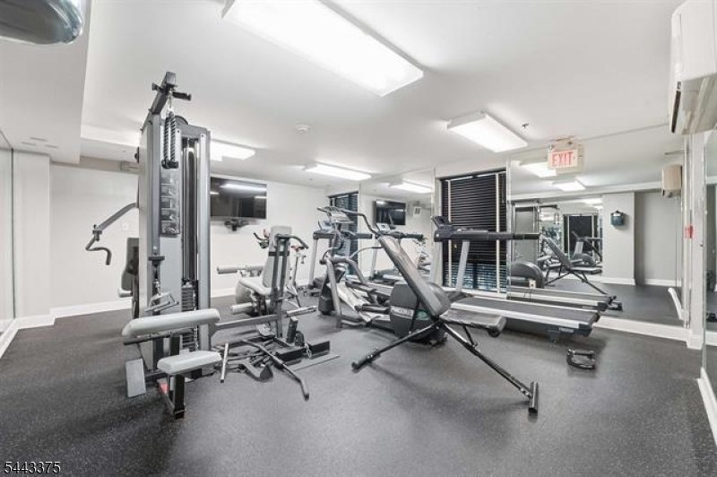 Condo in Hoboken, New Jersey, United States 5 - 18320324