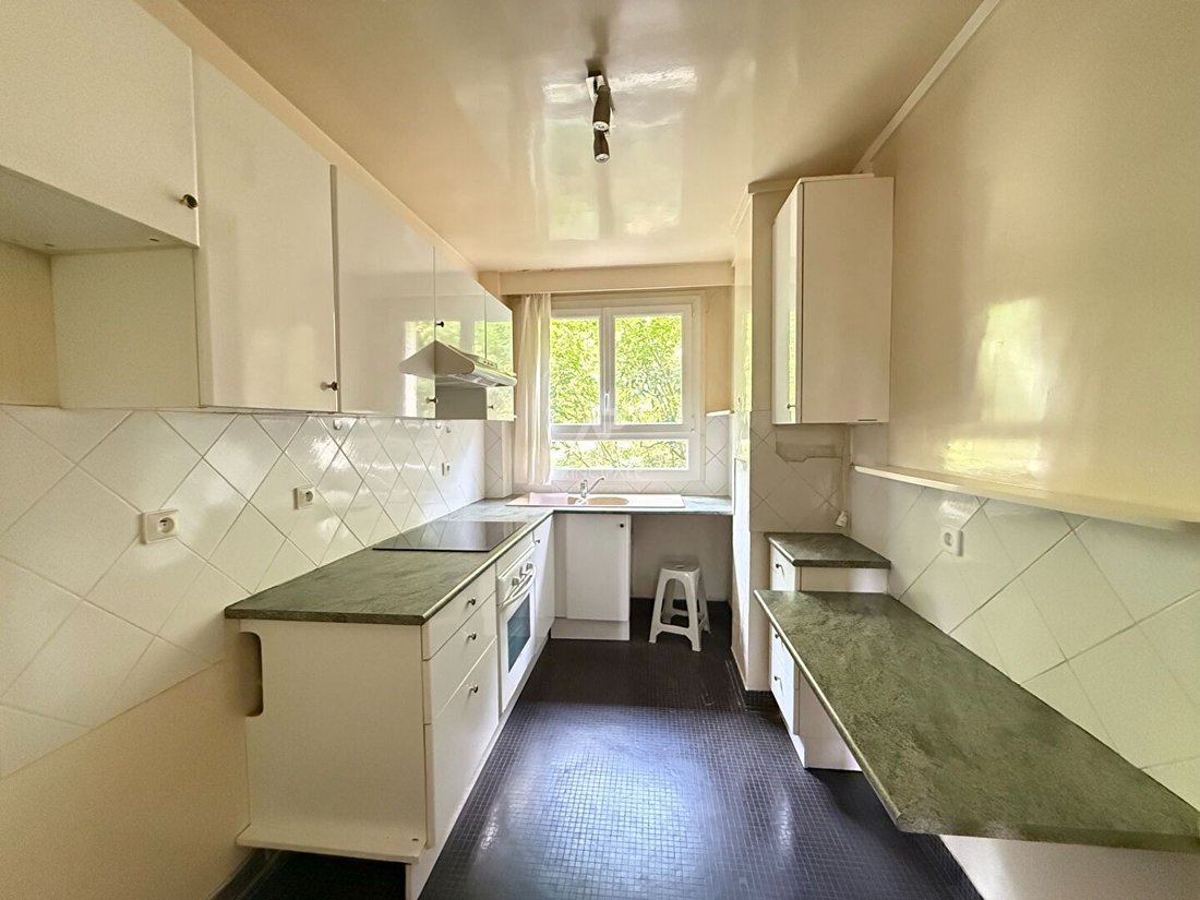 Apartment in Beau Site-Pommerets-Binelles, Sevres, France 2 - 18318959