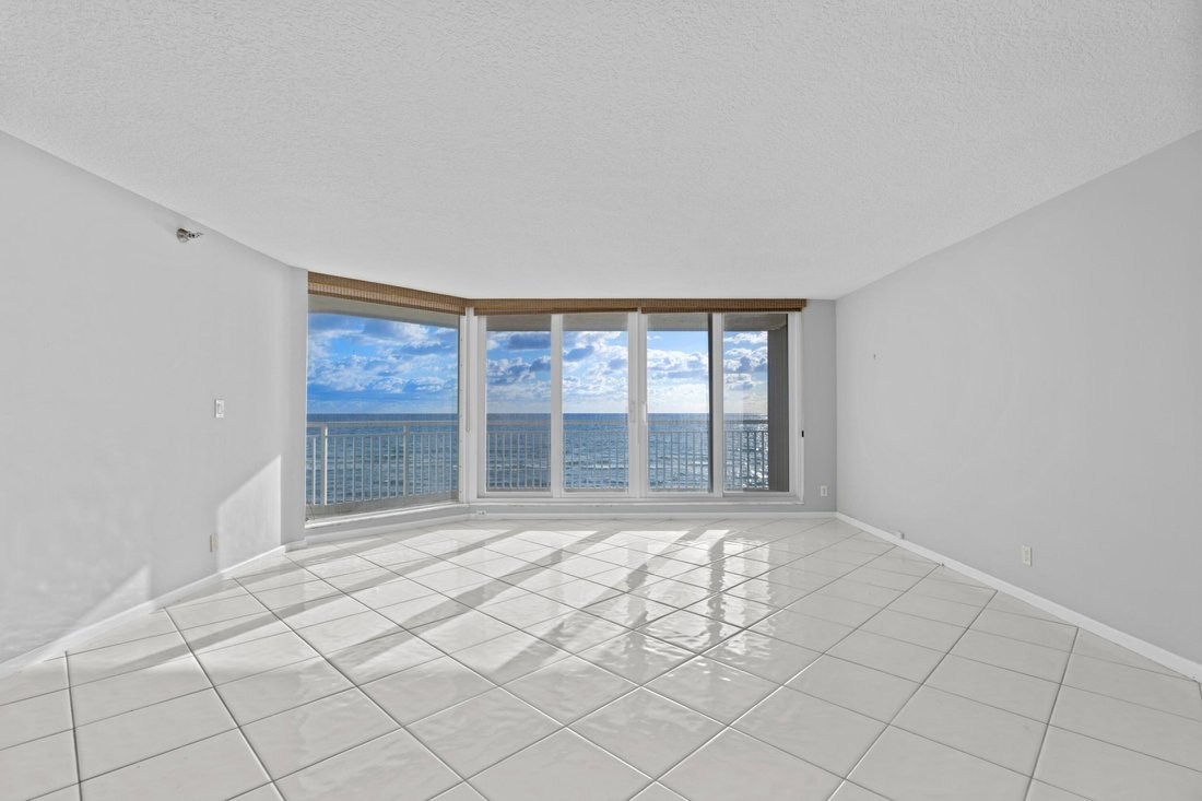 Condo in Palm Beach, Florida, United States 2 - 18322560