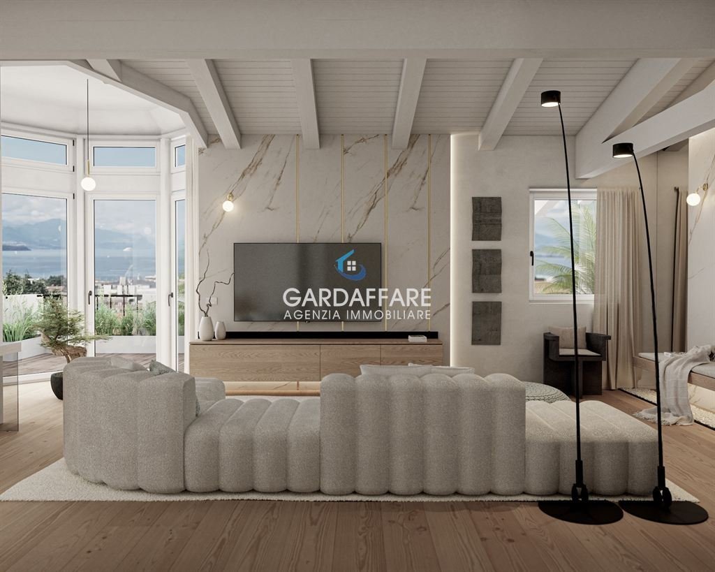 Apartment in Historic Center, Desenzano del Garda, Lombardy 5 - 18321112